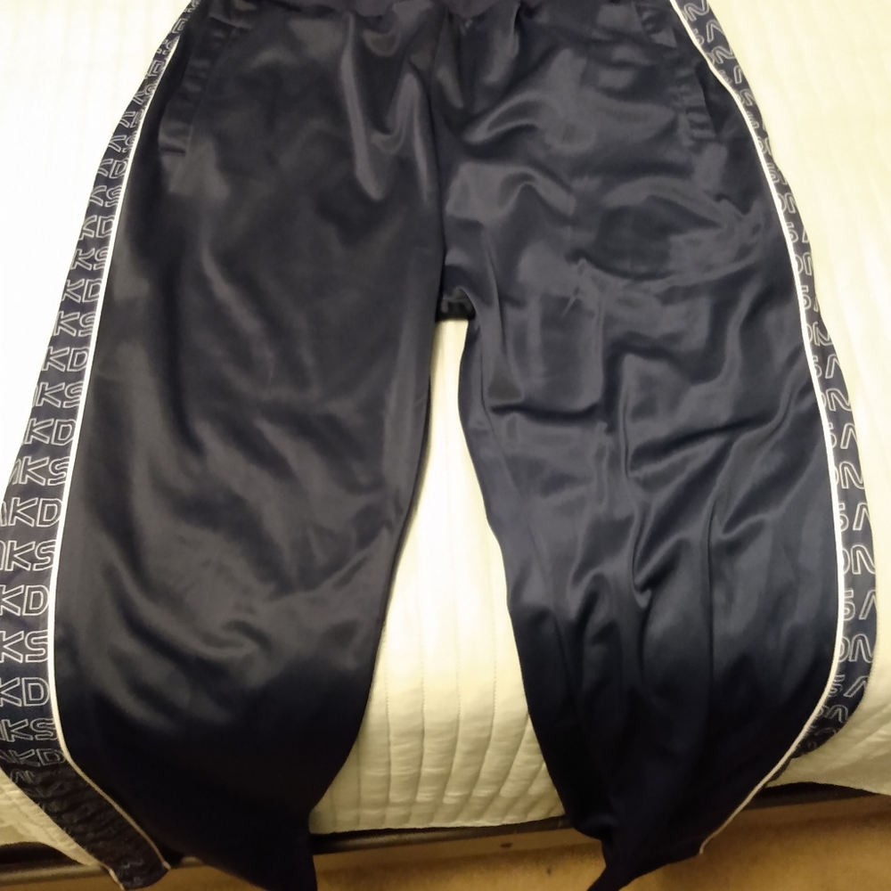Authentic Akademiks Men Jogger pants